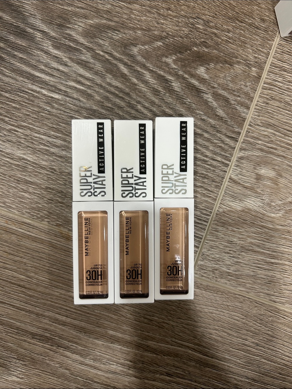 3X Maybelline Super Stay Active Wear Concealer #18 ( Firm price )